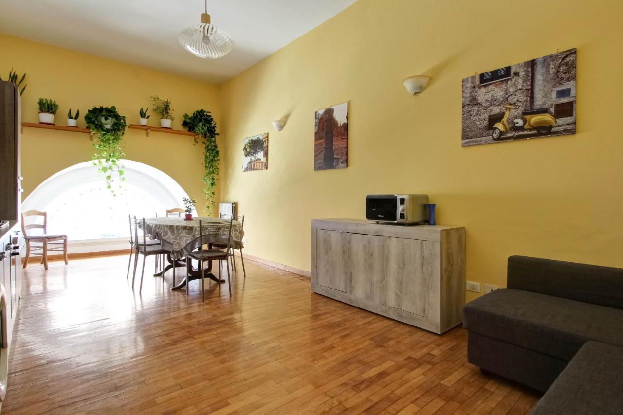 Roman House Apartment ภายนอก รูปภาพ